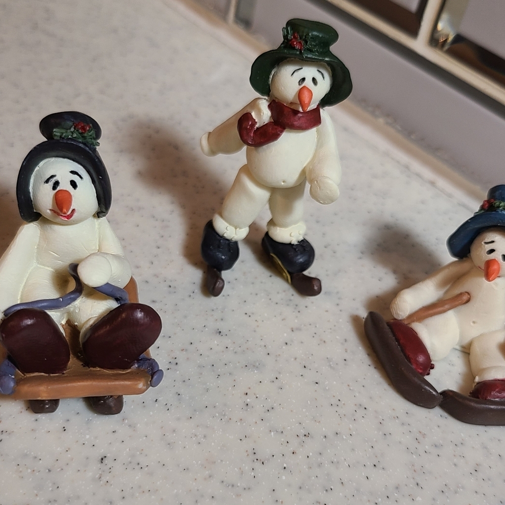 Unique Vintage Snowman Ceramic Set - White and Green